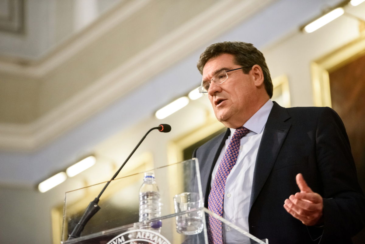 Spain’s growth forecast cut