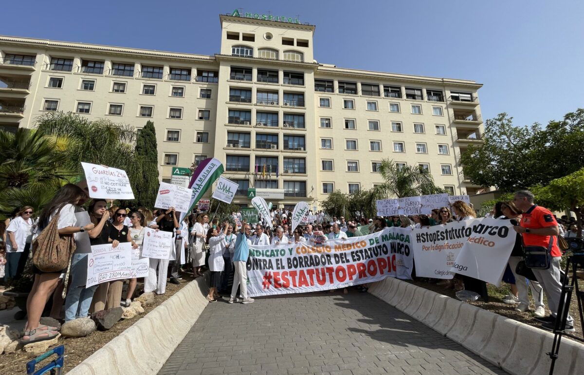 Malaga doctors strike over rights