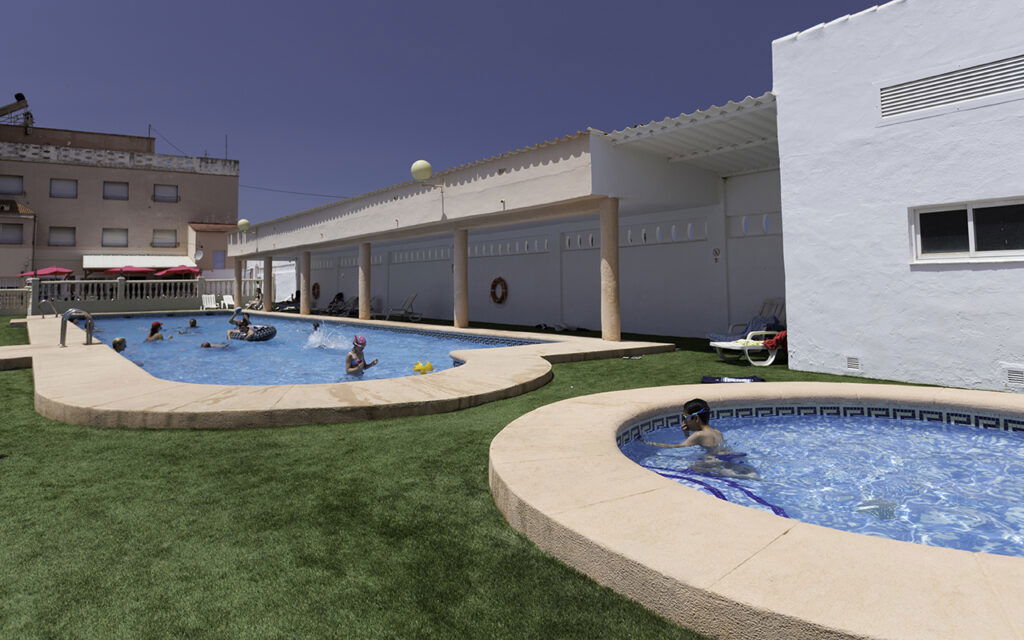 Los LLanos Pool