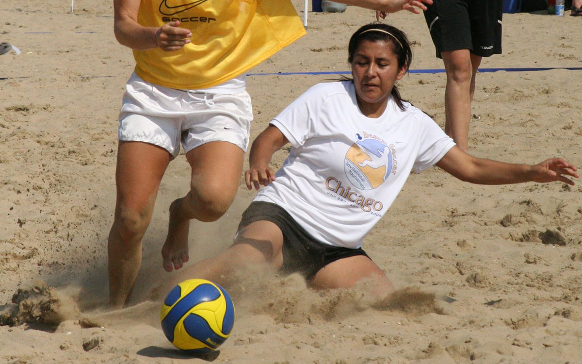 Mixed beach football returns to Javea: registrations open