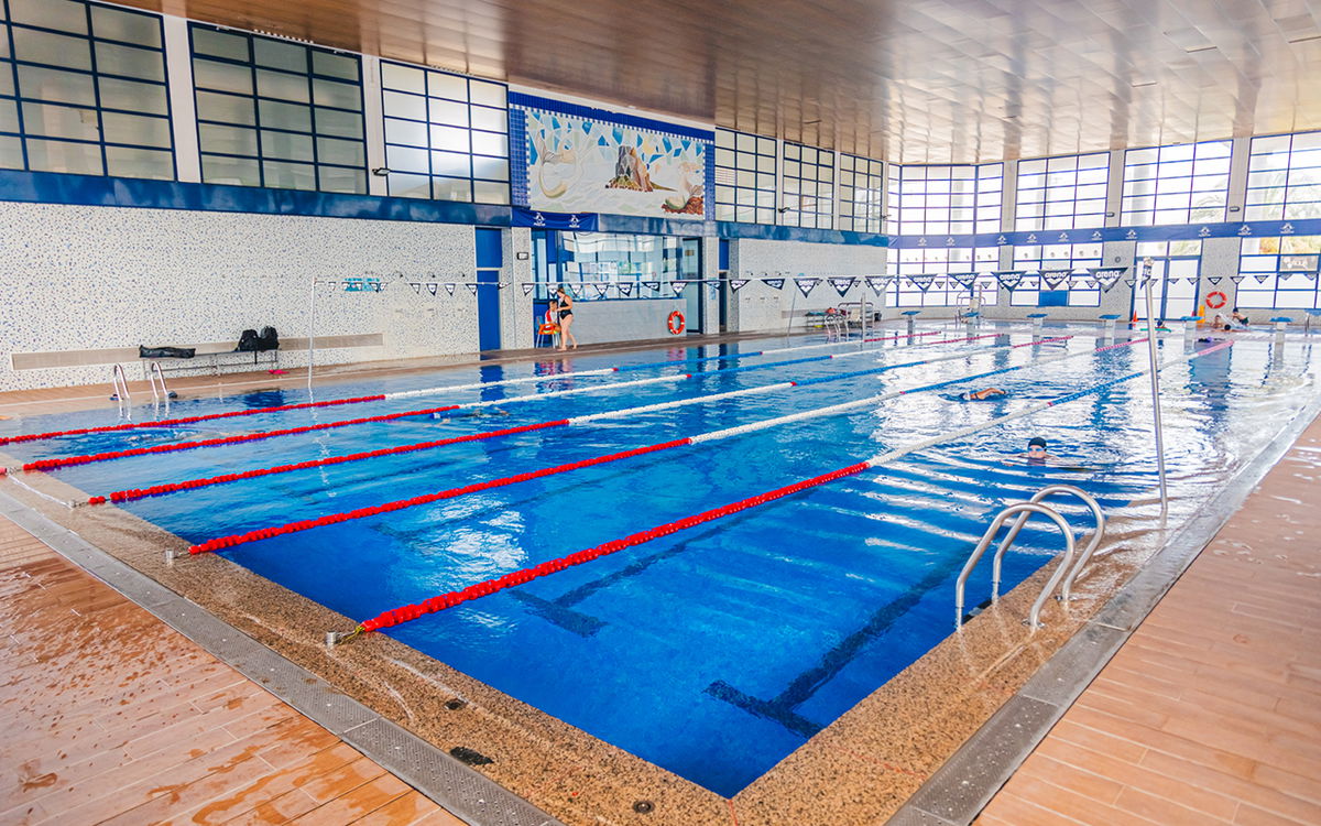 Automation, solar panels and safety repairs planned for Calpe pool