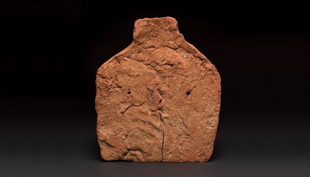 Rare 4,000 year-old handprint found in ancient Egyptian tomb