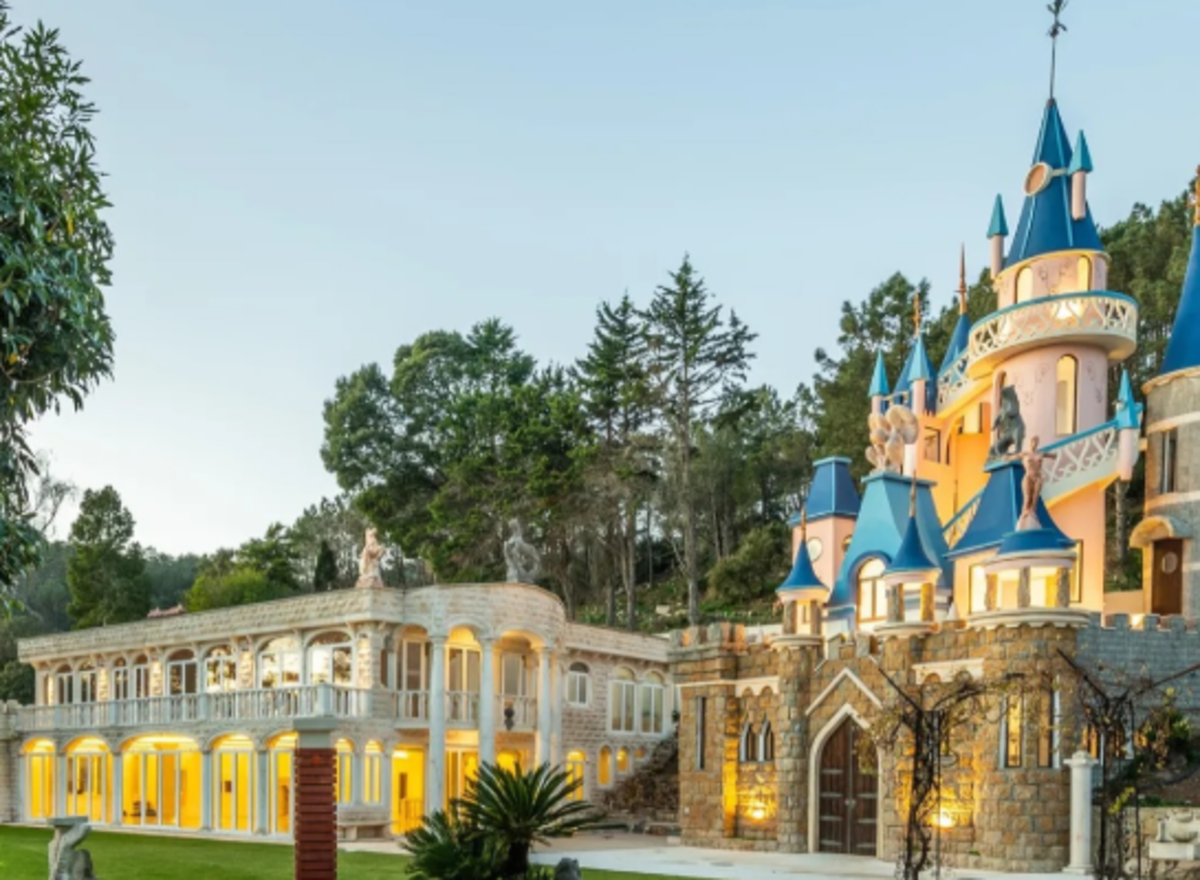 “Disney Palace” in Portugal hits the market for €24m