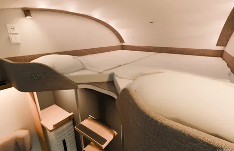 US scrapes the shoes‑off rule.