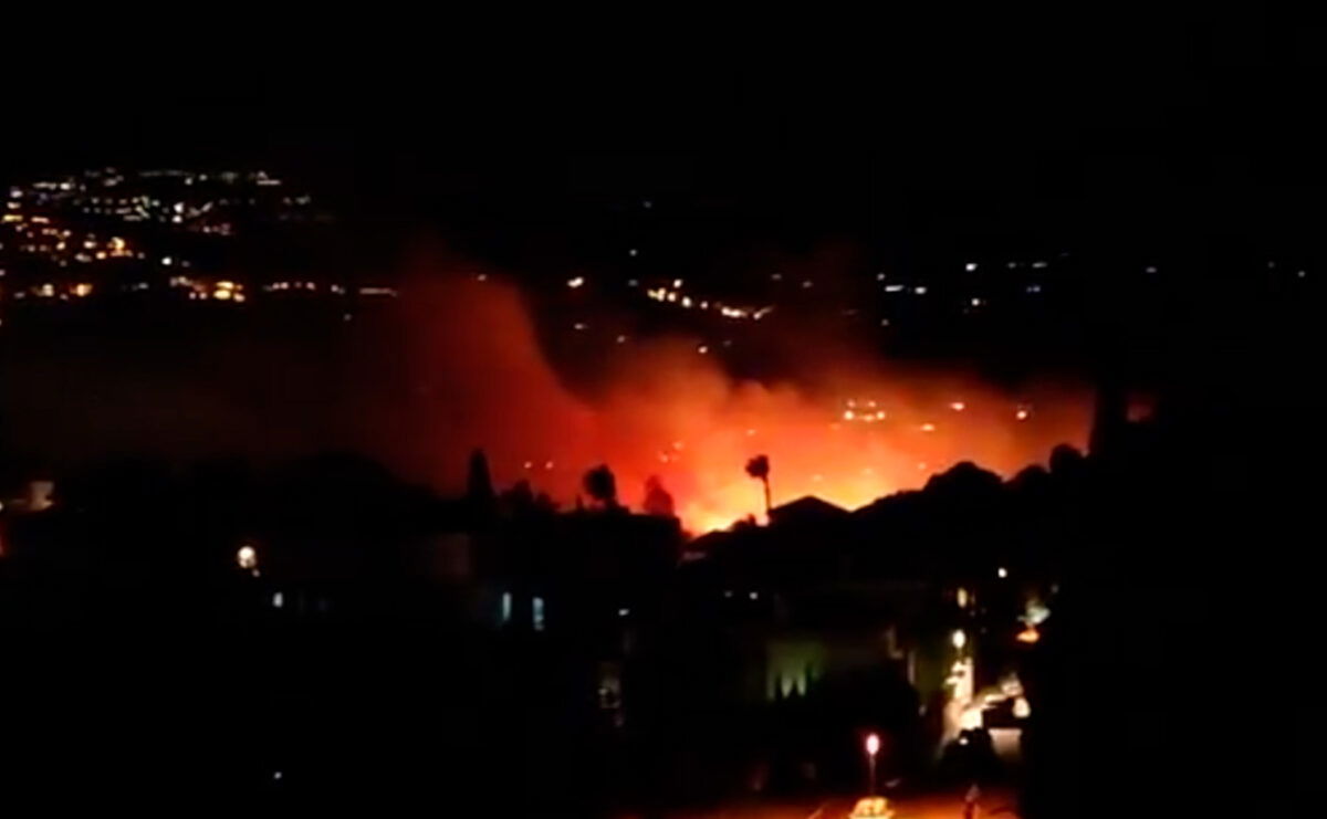 Mijas Golf surrounded by fire