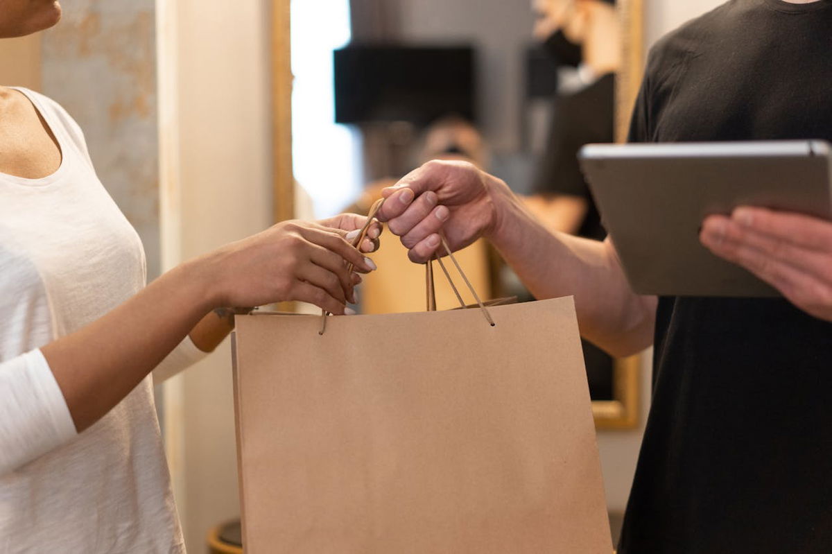 How to return items bought online or in-store in Spain – what are the customer’s rights? (2025)