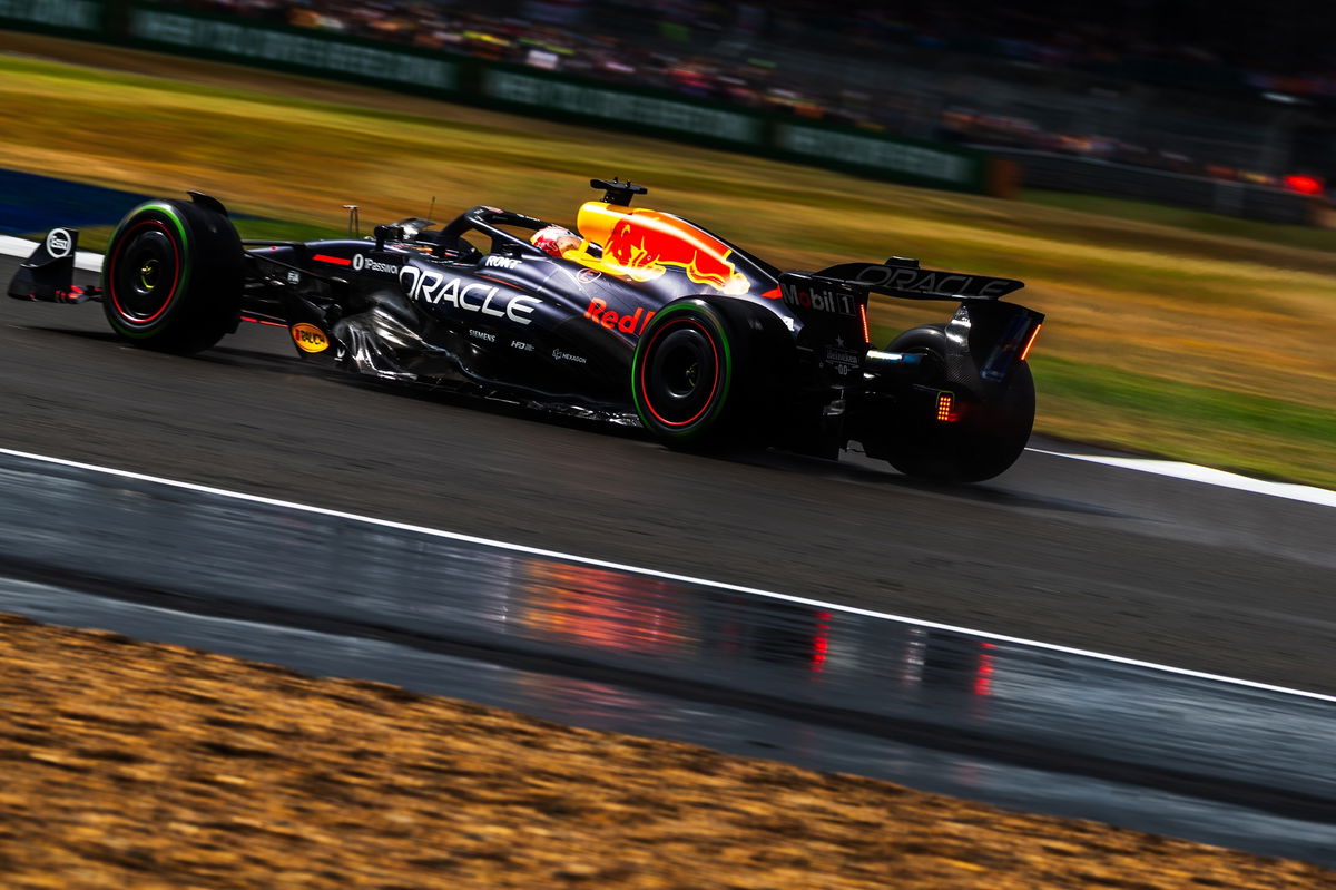 Verstappen ends speculation over his future