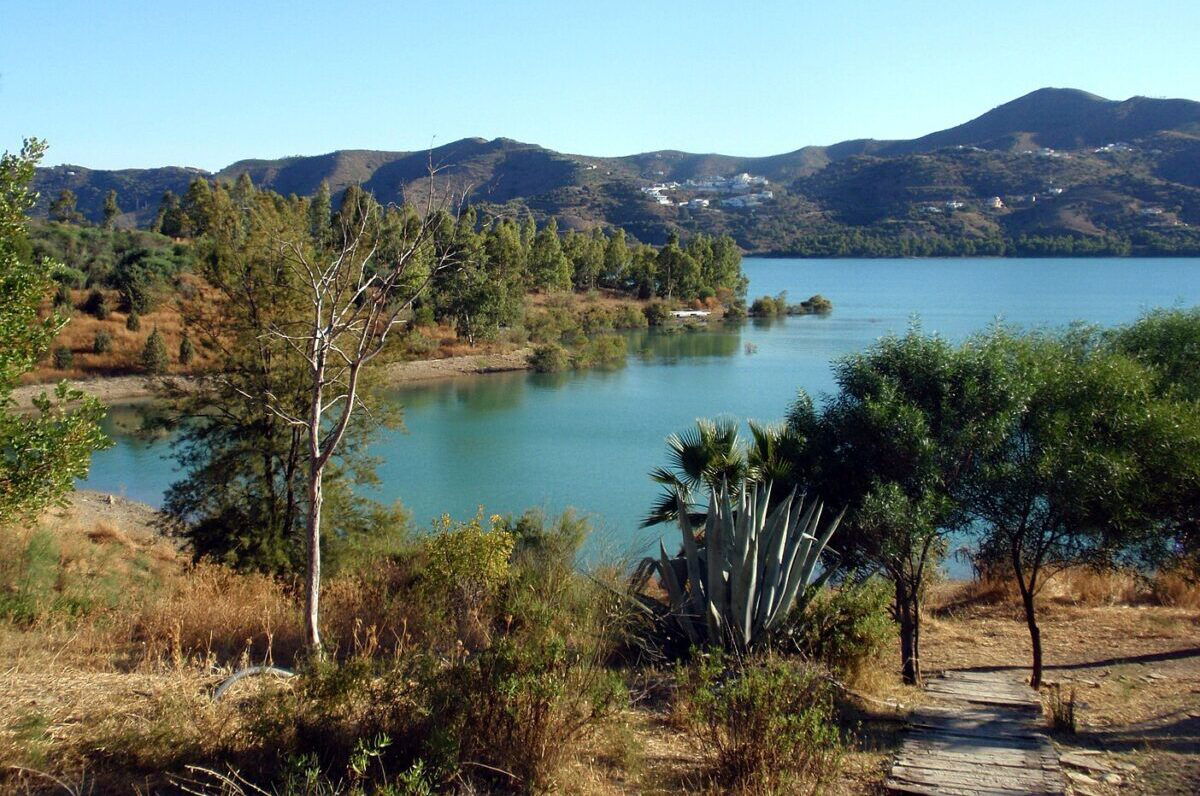 La Viñuela feels the heat