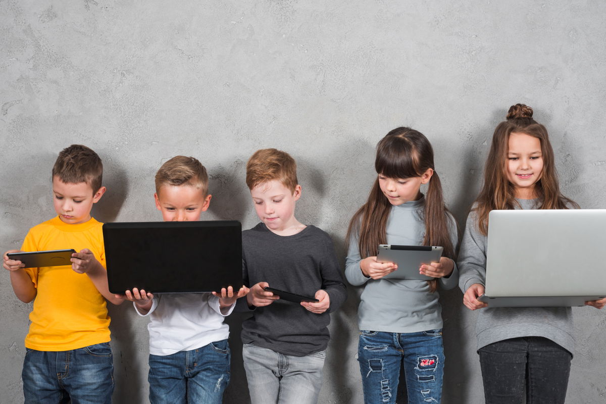 Cibervoluntarios offer free tech lessons
