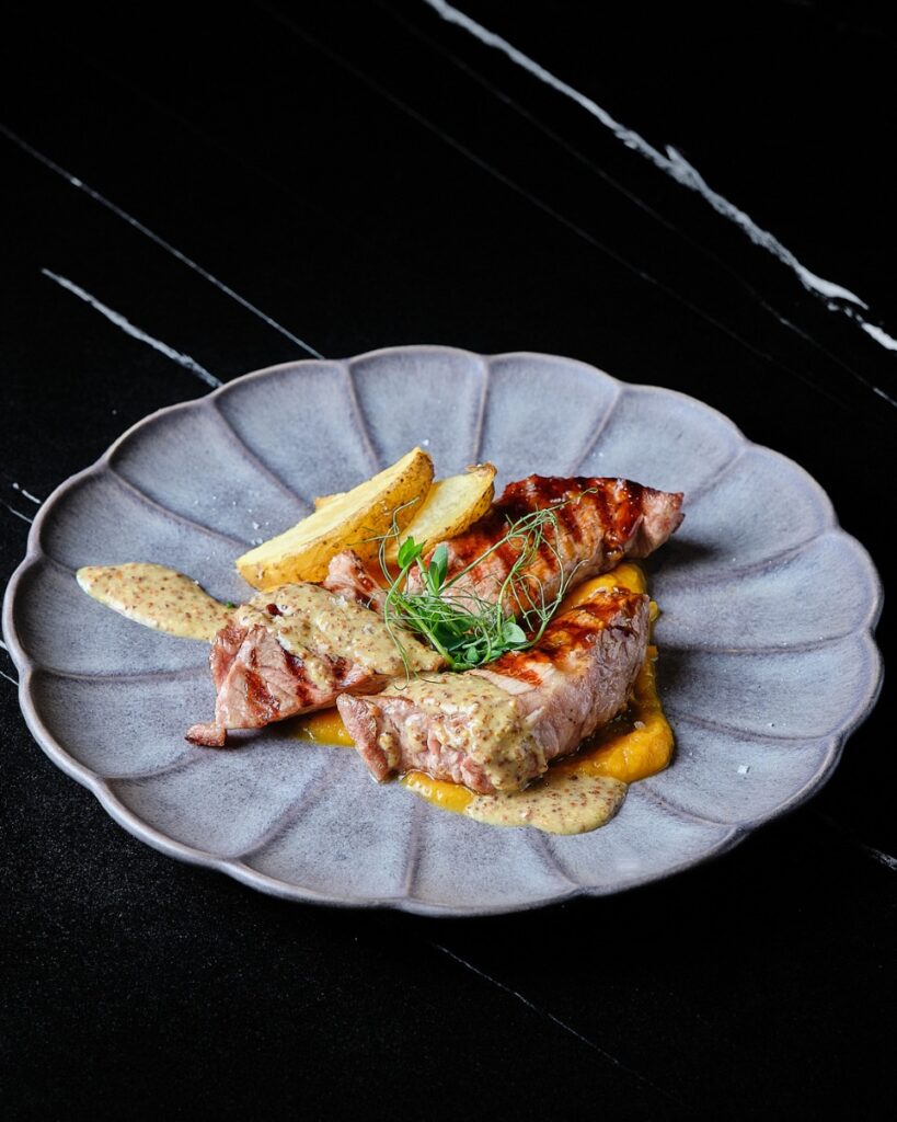 A LA BRASA restaurant in Cartagena