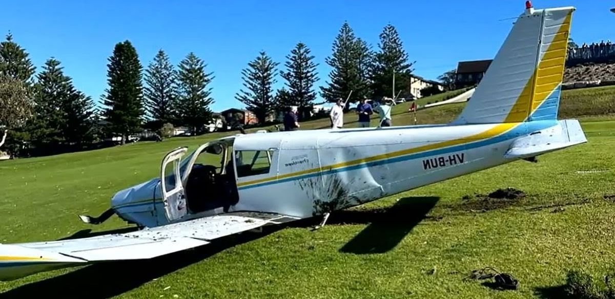 Plane makes emergency landing on golf course in Sydney\” />