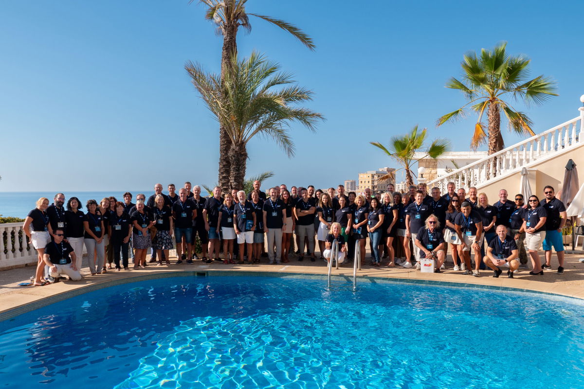 Turning Dreams into Homes under the Spanish Sun\” />