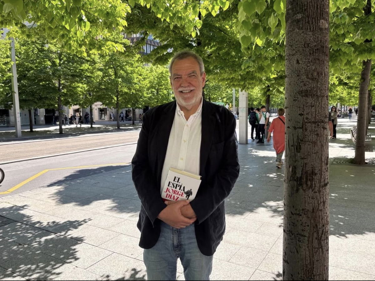 Famed Spanish author to be town crier for Mojacar’s San Agustin