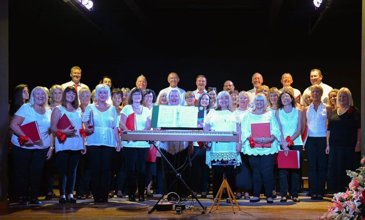 Love To Sing Choir Opens The Christmas Season With Charity Event In Sotogrande
