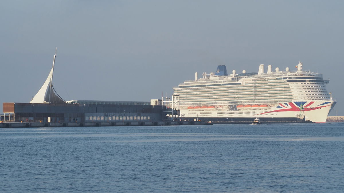 Tourism spending hits record high in Spain, especially along the Costa Blanca