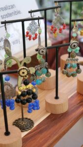 The marketplace offers a unsocial acquisition for anyone seeking fresh, value nutrient and section crafts