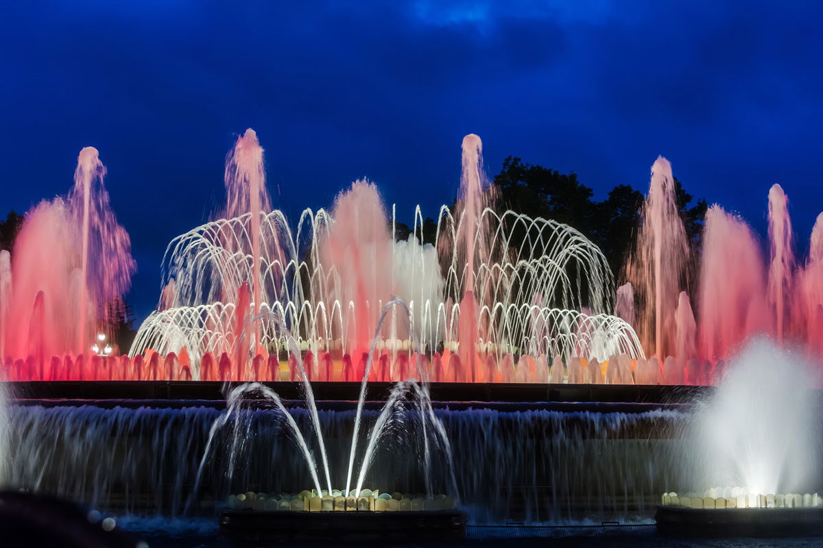 Barcelona's Magic Fountain reopens