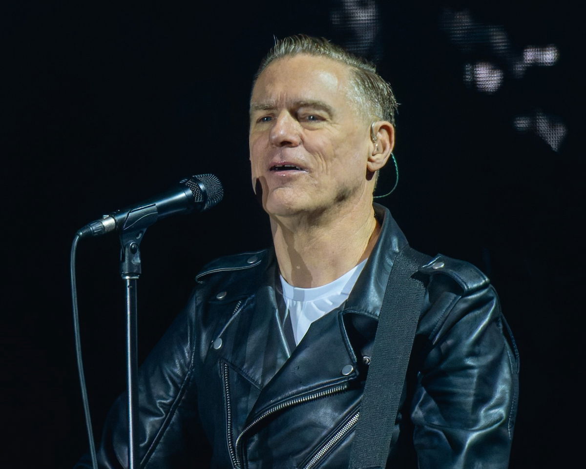 Rewind Spain hosts Bryan Adams tribute