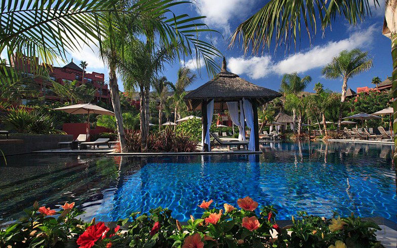 Spain Shines At The 2025 World Travel Awards Spain Shines At The 2025 World Travel Awards