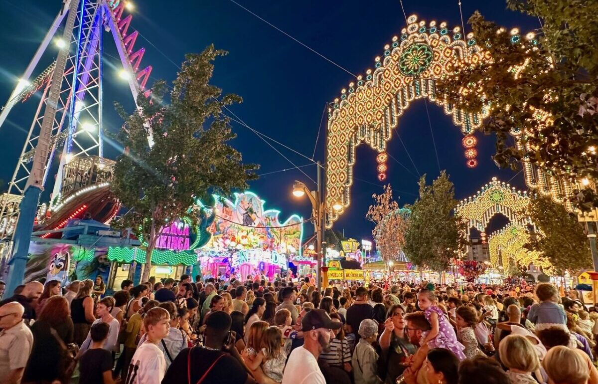 Fuengirola Feria del Rosario – Laughs, music, and an excuse to party late on Sunday