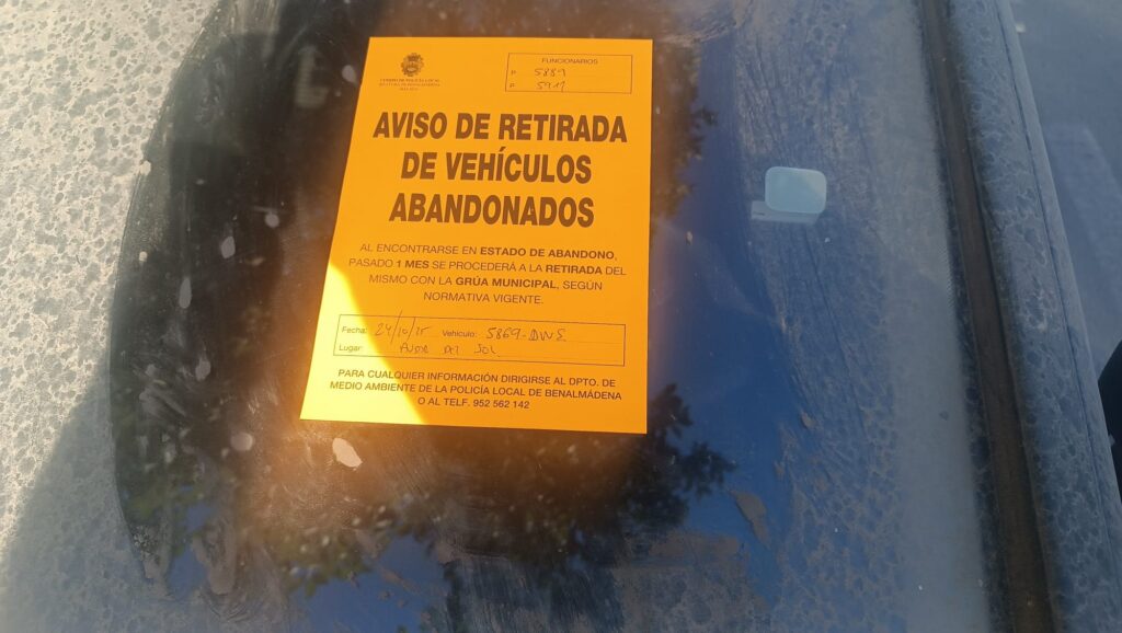 Warning sticker - cleanable your car aliases else!