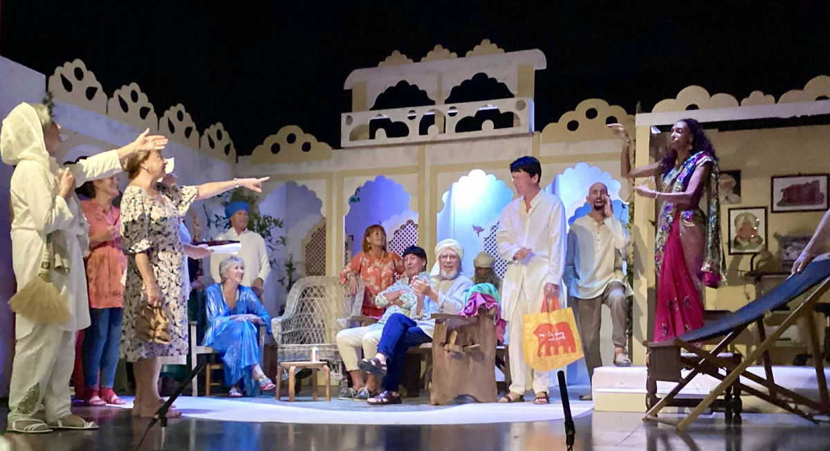 Indalo Players Raise €483 For Paws-patas With ‘marigold Hotel’ Show Indalo Players Raise €483 For Paws-patas With ‘marigold Hotel’ Show