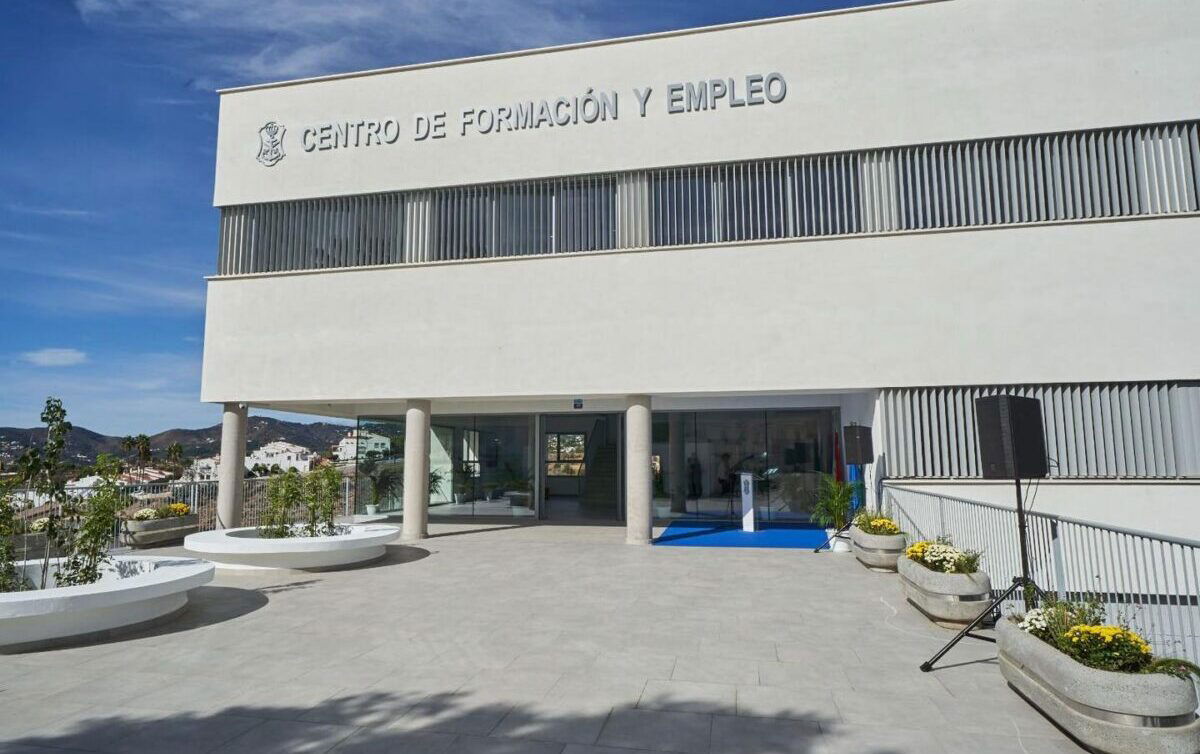 €3.3m to fight joblessness with style: This seaside town is building its own future