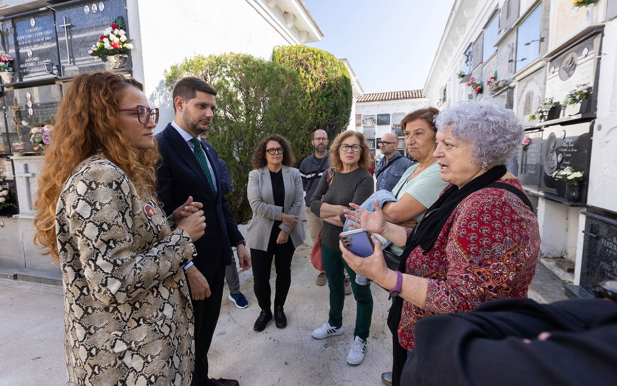 Spanish Government Backs Gandia In New Push To Recover Victims From Cemetery Grave