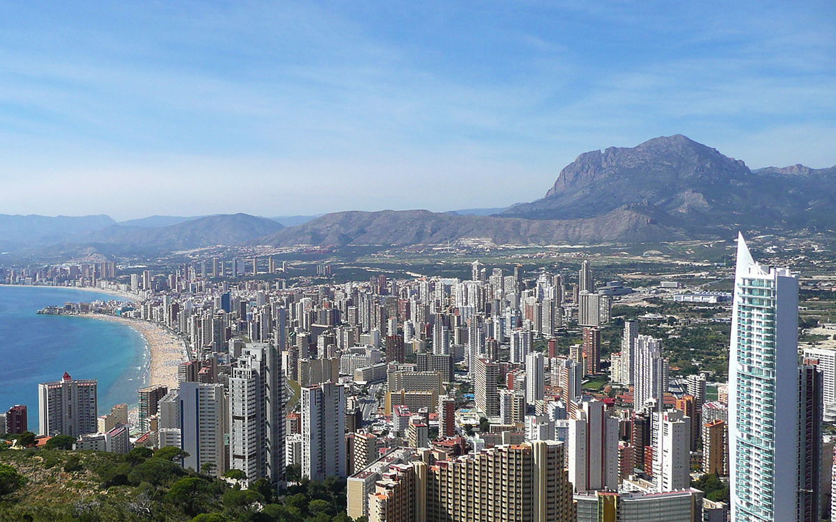 Benidorm Hosts Technical Seminar On Trespassing, Unlawful Occupation And Property Squatting