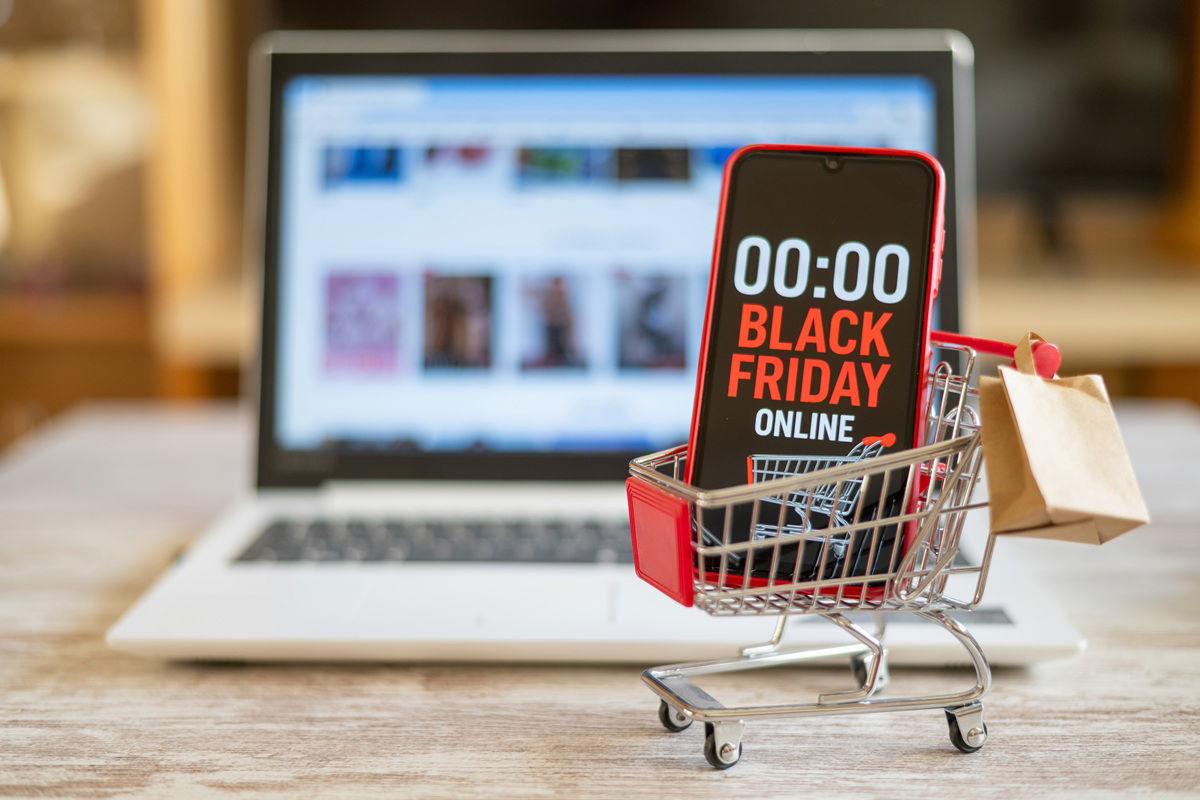 Spain Issues Urgent Black Friday Scam Alert – Shoppers Told To “stay Awake” As Fraud Surges