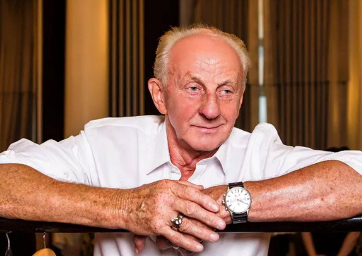 Princess Diana’s Fashion Designer Paul Costelloe Dies Aged 80