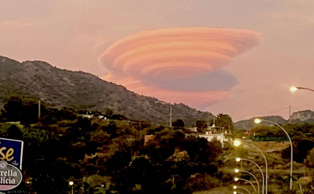 Flying Saucers Over Nerja? Social Media Goes Wild At Mystery Weather Formation