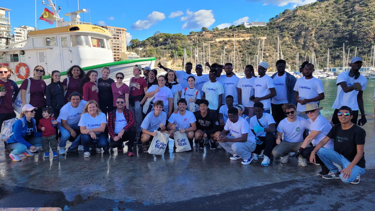 Calpe Blau Coastal Clean-up Removes 1.8 Tonnes Of Waste From Penyal D’ifac
