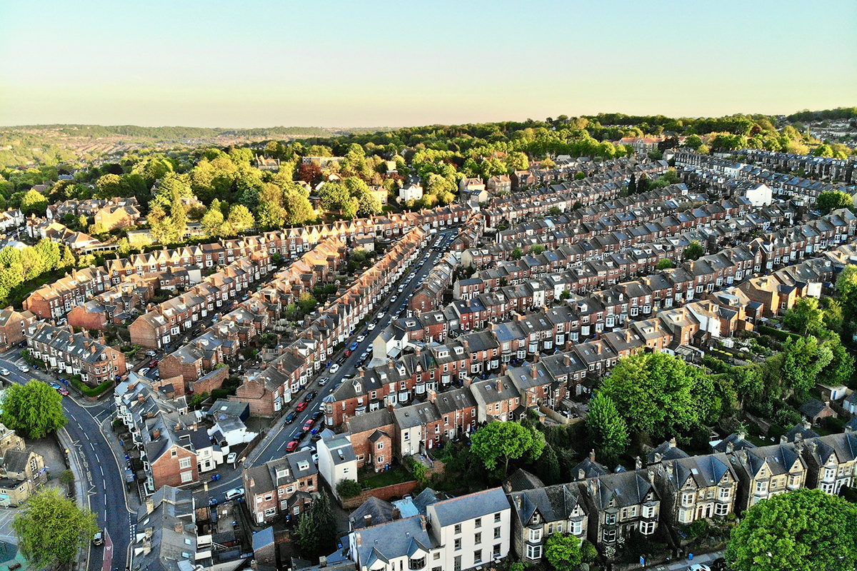 Average UK home now worth nearly £300,000 after October surge