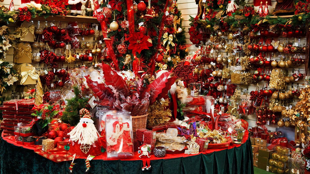 Sunday Shopping In Spain: What To Expect Over Christmas