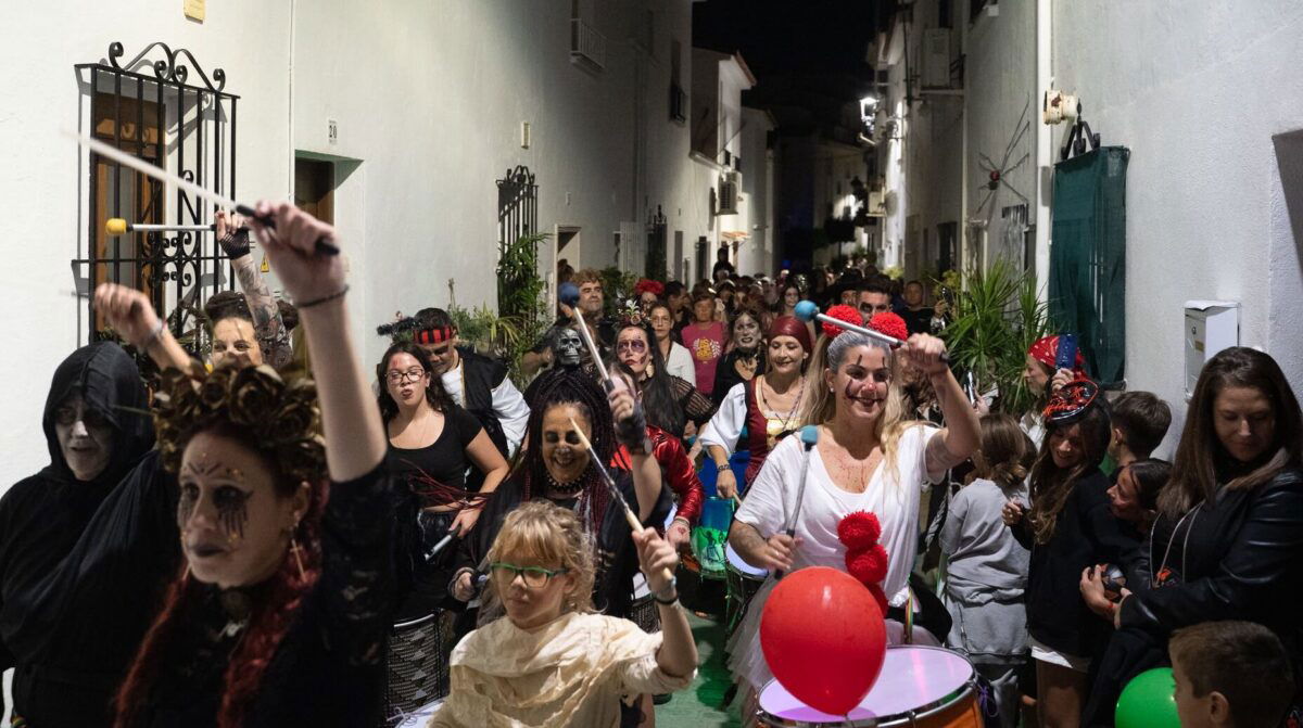 How we celebrate Halloween on the Costas