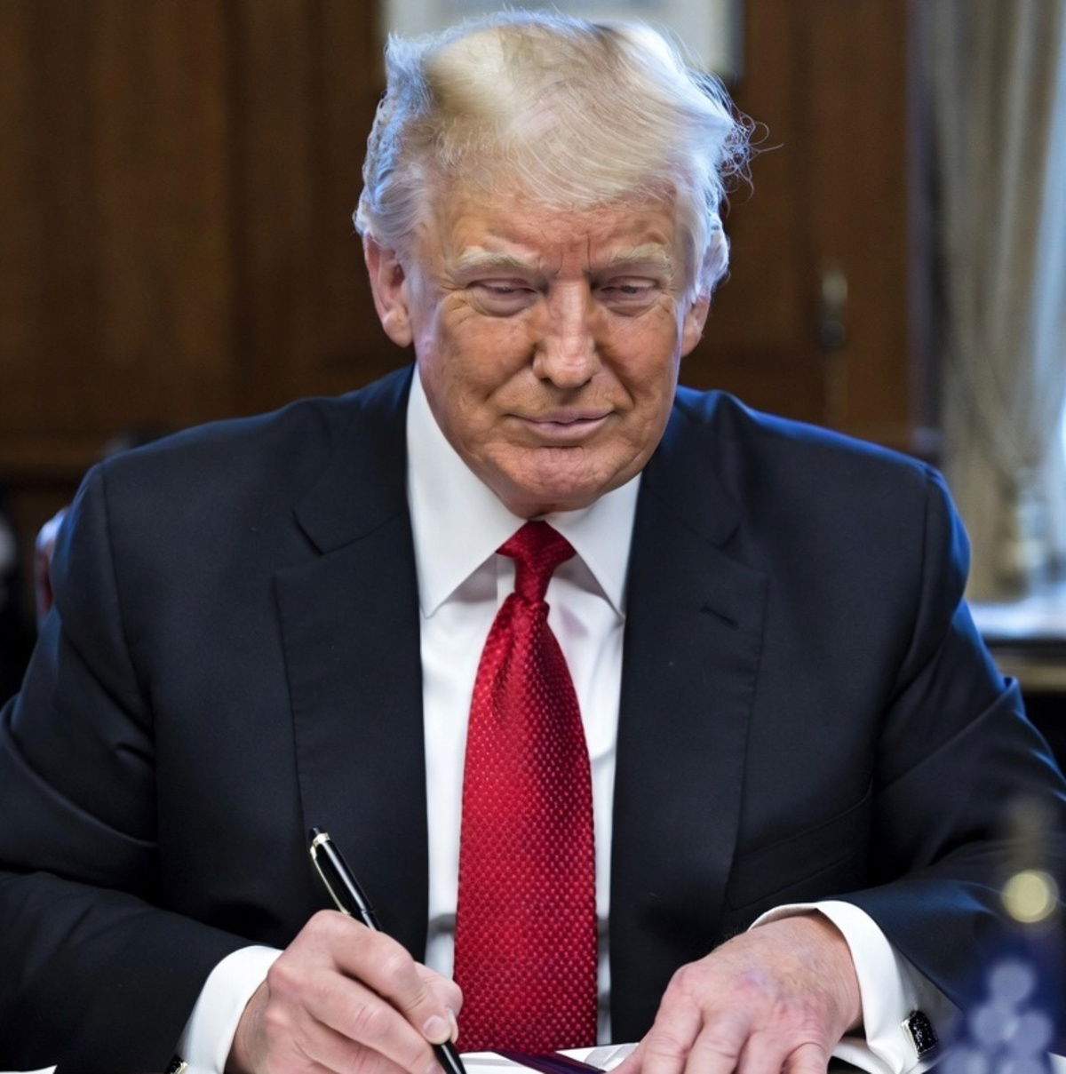 Trump Signs Spending Bill To End Longest Us Government Shutdown