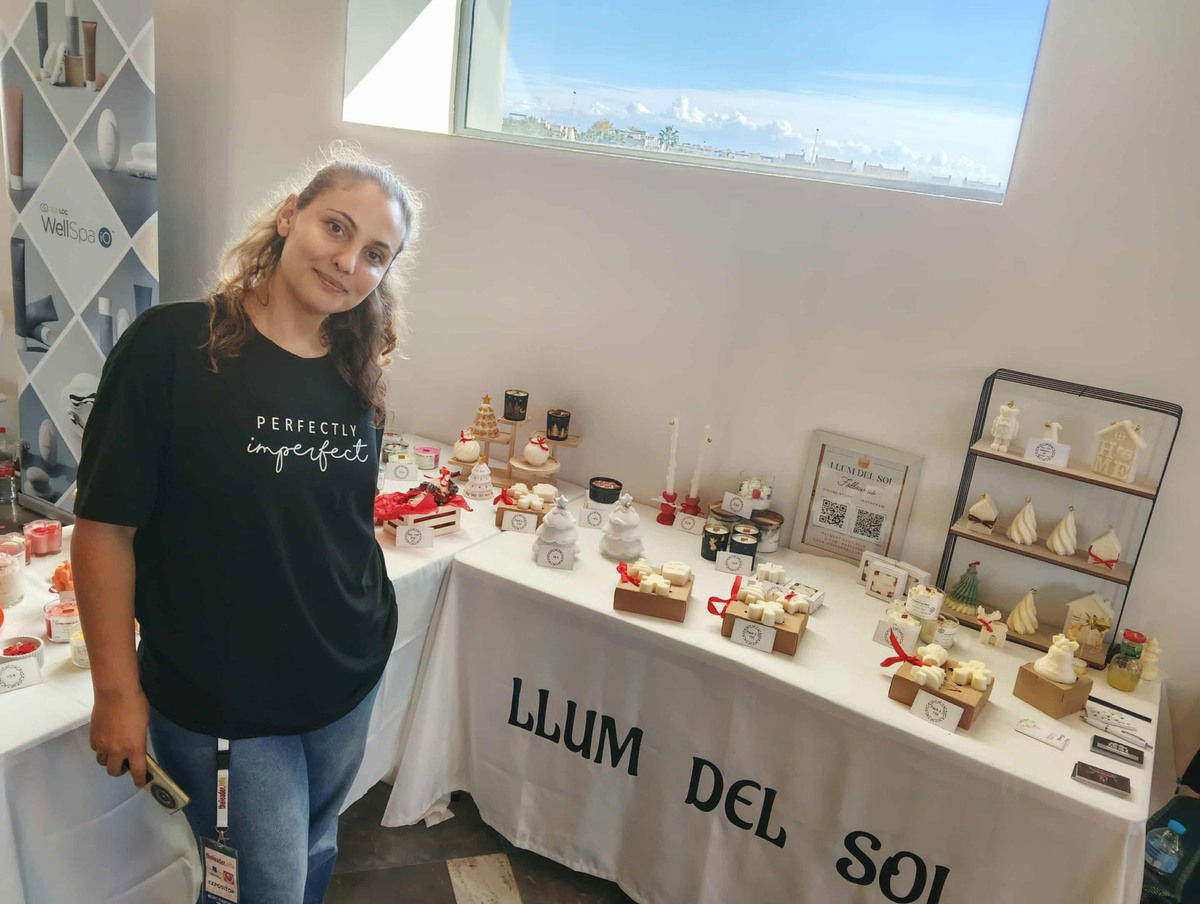 Early Christmas Market Arrives At Marina Bar In Torrevieja With Handmade Gifts And Festive Fun