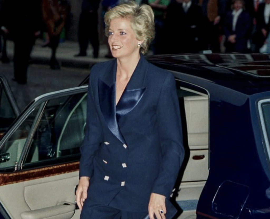 Princess Diana wearing a Paul Costelloe suit