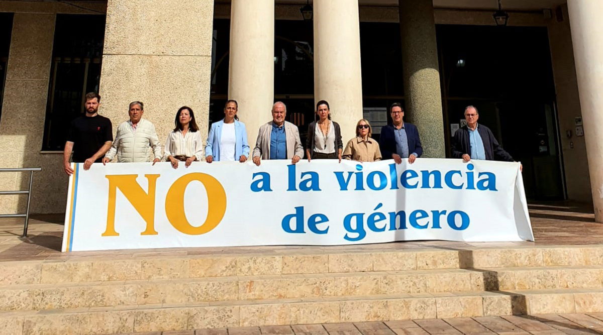 Rincon de la Victoria unites against violence: the community stands up for women
