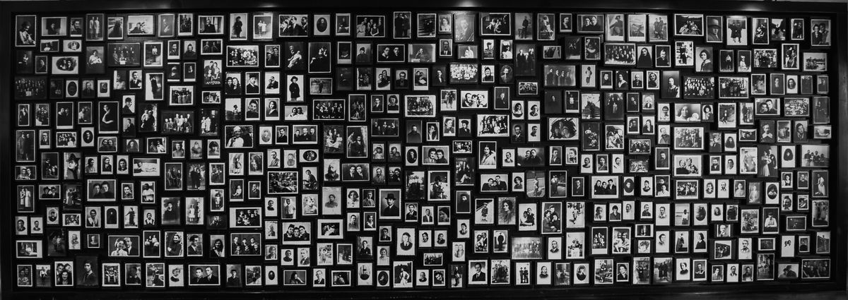 Outcry forces cancellation of Holocaust auction