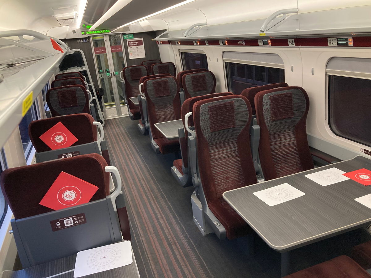 Commuters In Panic After Stabbing Rampage On Uk Train