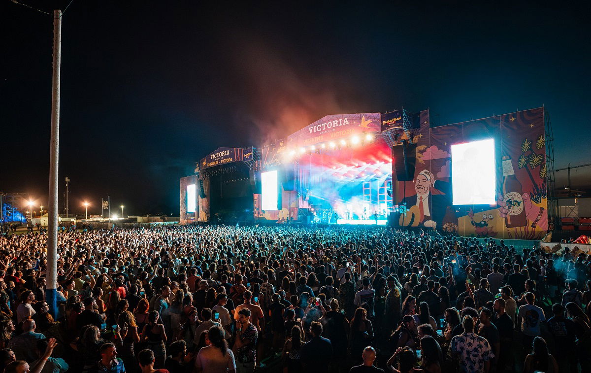 Spain’s Pop Princess Returns For One Epic Coastal Show