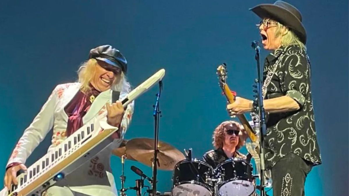 Och Aye! The Waterboys Set To Bring Scottish Spirit To Murcia