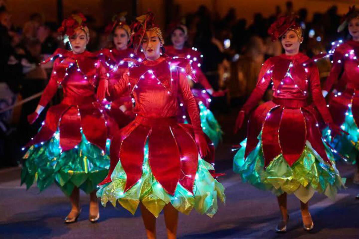 Santa Claus Parade At La Zenia Boulevard