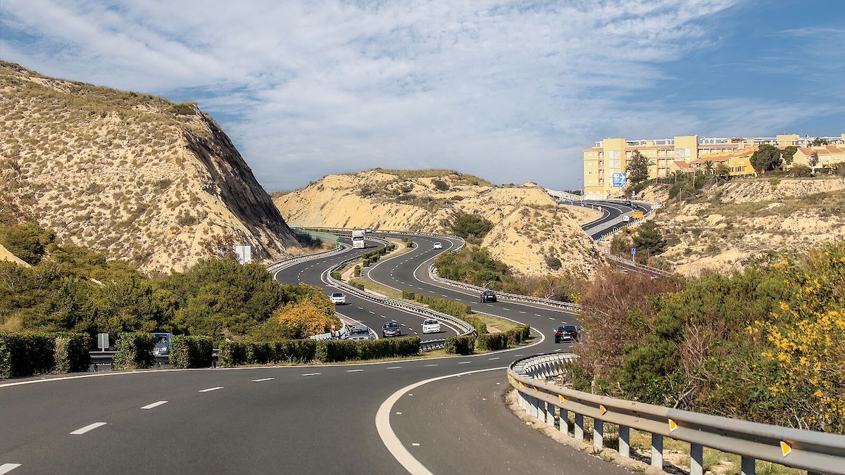Drivers in Spain content as toll removal approved for part of the AP-7 motorway