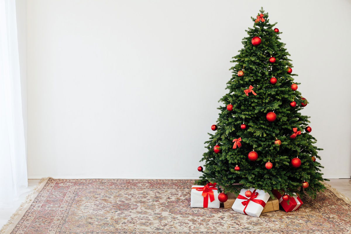 Say Goodbye To Baubles: The Christmas Tree Trend Everyone Is Talking About
