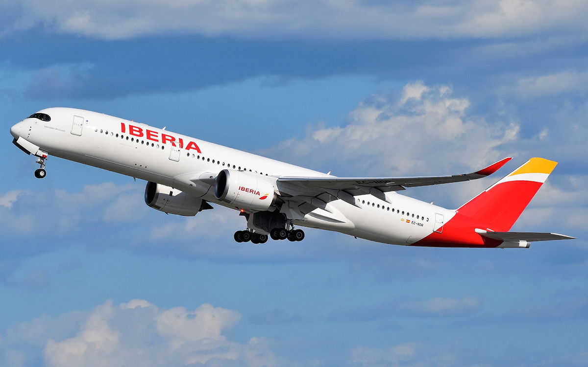 Iberia Extends Caracas Flights Suspension Amid New Venezuelan Airspace Warning