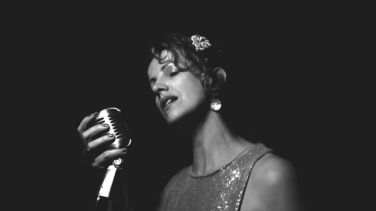 Marina Alba, singer from Calpe, honoured by the Hispanic-American Music Academy