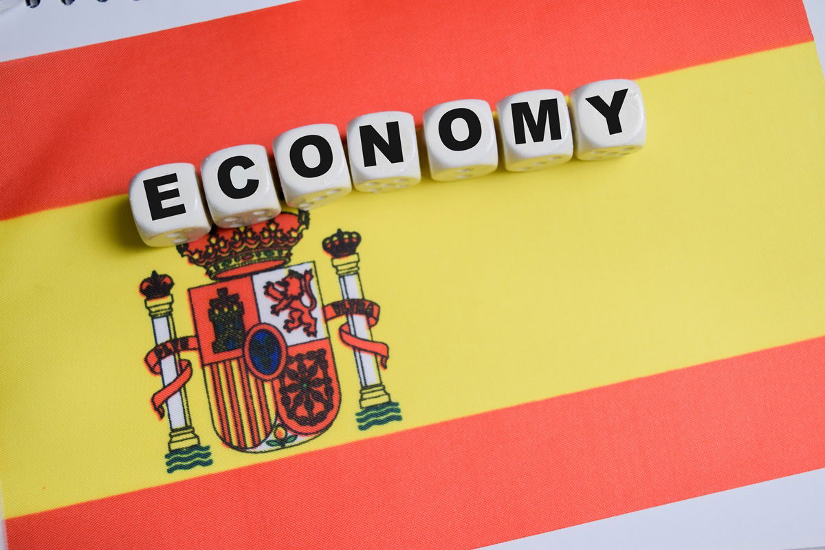 Spain set to remain the world’s biggest spanish-speaking economy until 2040